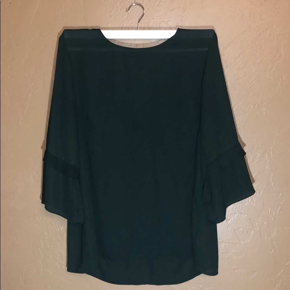 Flowy business casual blouse